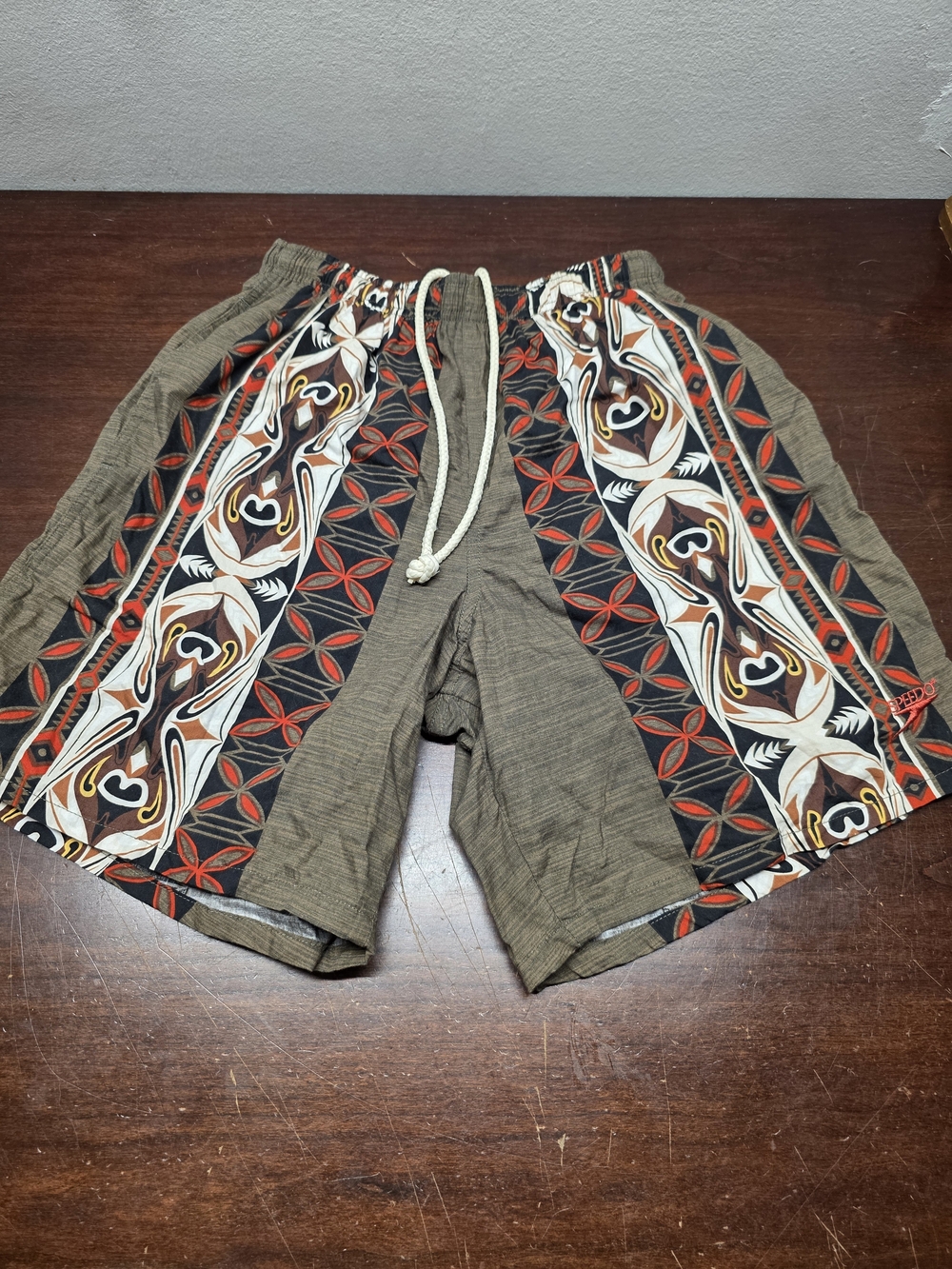 Speedo swim trunks, "Surf Runner" model early Y2K Mens Small